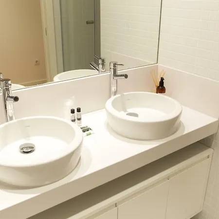 Apartament Ninon- Premium Trindade By Hosts *