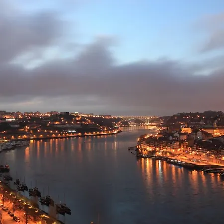 Ninon- Premium Trindade By Hosts Apartment