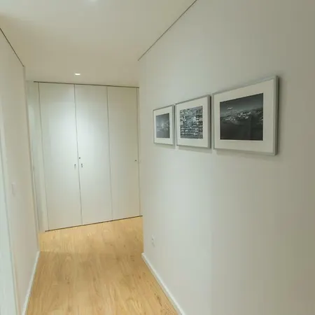 Ninon- Premium Trindade By Hosts *