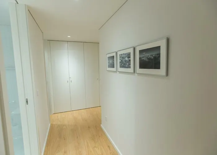 Ninon- Premium Trindade By Hosts *